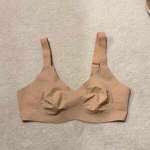 Knix UnPadded V Neck Evolution Bra Size 3 Nude
Beige